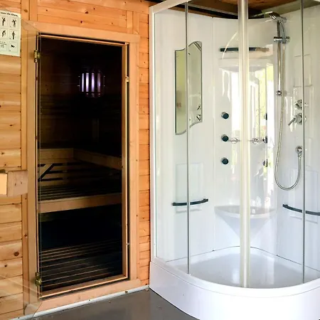 別荘 Beautiful In Anseremme With Sauna